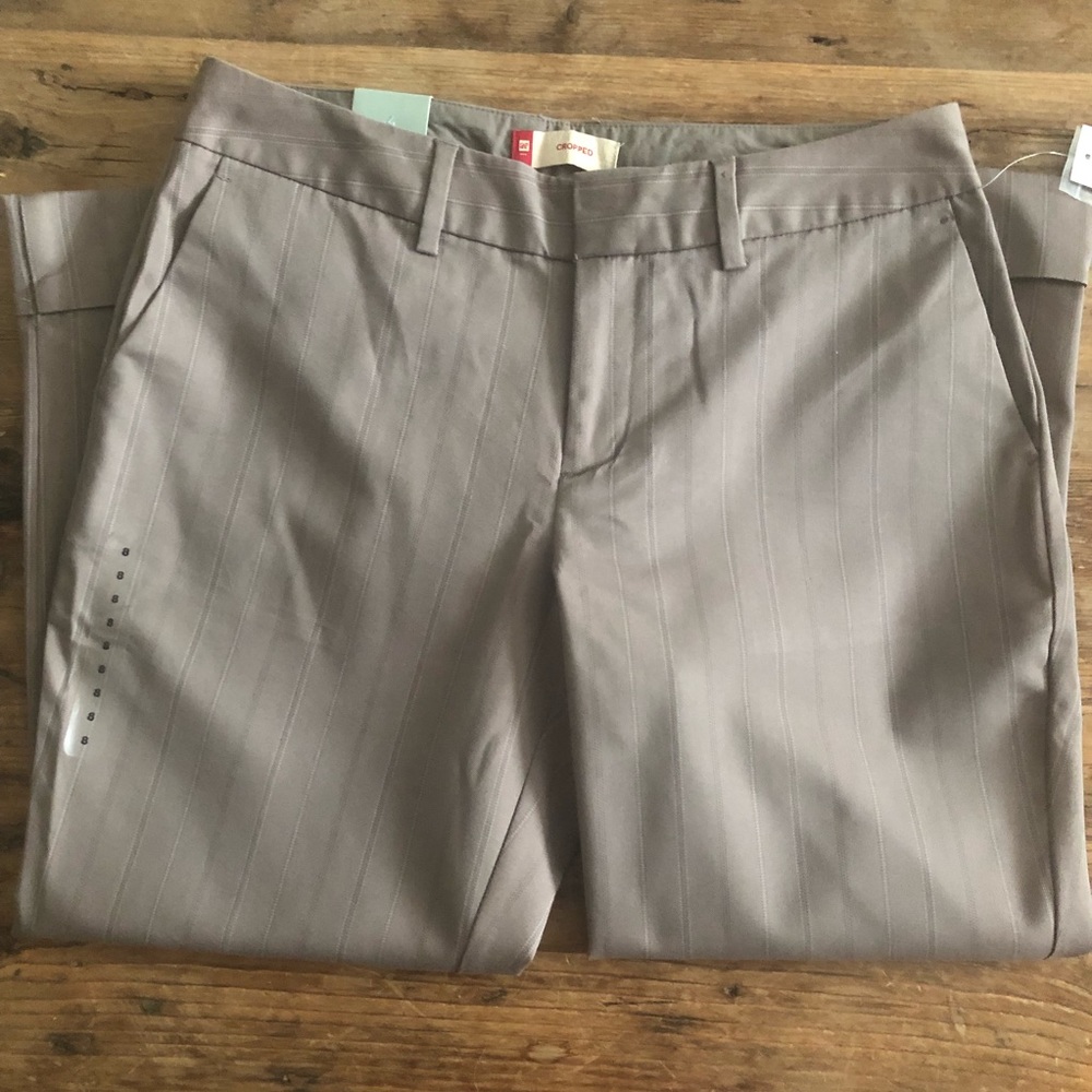 NWT Gap Cropped Favorite Trousers, Size 8